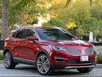 Lincoln  MKC  2015  Automatic  47,000 Km  4 Cylinder  All Wheel Drive (AWD)  SUV  Red