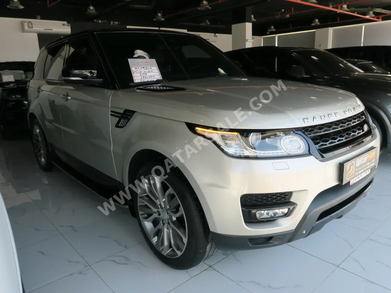 Land Rover  Range Rover  Sport Super charged  2014  Automatic  138,000 Km  8 Cylinder  Four Wheel Drive (4WD)  SUV  Gold