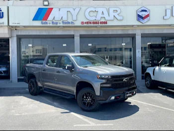 Chevrolet  Silverado  Trail Boss  2020  Automatic  36,000 Km  8 Cylinder  Four Wheel Drive (4WD)  Pick Up  Silver