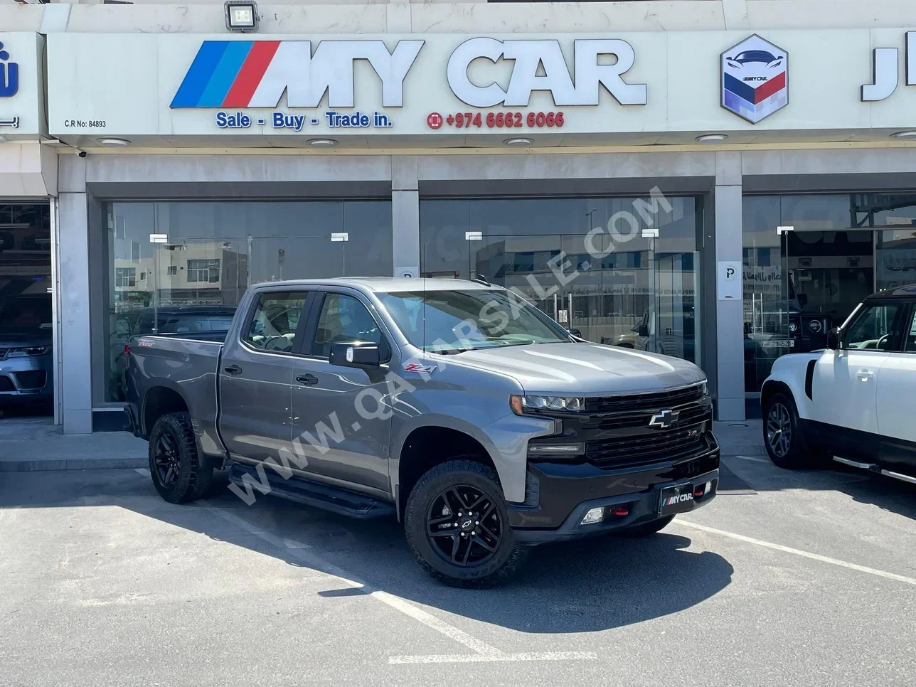 Chevrolet  Silverado  Trail Boss  2020  Automatic  36,000 Km  8 Cylinder  Four Wheel Drive (4WD)  Pick Up  Silver