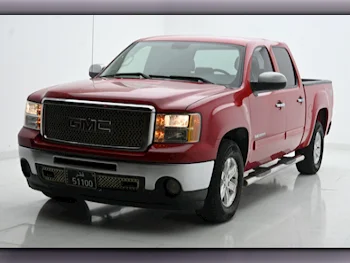 GMC  Sierra  2011  Automatic  249,000 Km  8 Cylinder  Four Wheel Drive (4WD)  Pick Up  Red