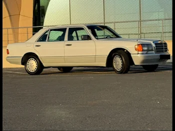 Mercedes-Benz  560 SEL  1991  Automatic  67,000 Km  8 Cylinder  Rear Wheel Drive (RWD)  Classic  White