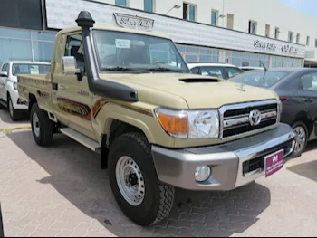 Toyota  Land Cruiser  LX  2023  Manual  1,000 Km  6 Cylinder  Four Wheel Drive (4WD)  Pick Up  Beige  With Warranty