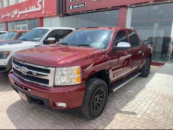 Chevrolet  Silverado  2009  Automatic  247,000 Km  8 Cylinder  Four Wheel Drive (4WD)  Pick Up  Maroon