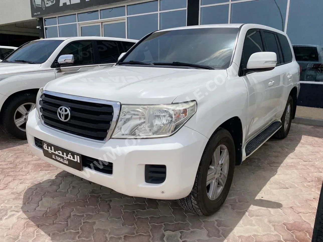 Toyota  Land Cruiser  G  2015  Automatic  280,000 Km  6 Cylinder  Four Wheel Drive (4WD)  SUV  White