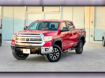 Toyota  Tundra  SR5  2014  Automatic  146,000 Km  8 Cylinder  Four Wheel Drive (4WD)  Pick Up  Red