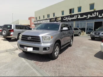 Toyota  Sequoia  2012  Automatic  460,000 Km  8 Cylinder  Four Wheel Drive (4WD)  SUV  Silver