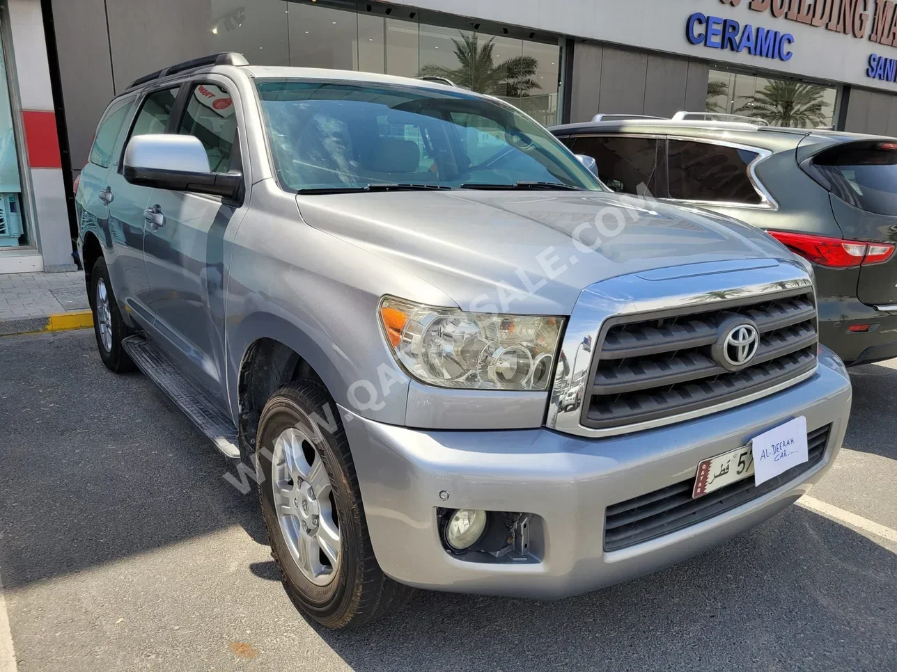 Toyota  Sequoia  2013  Automatic  372,000 Km  8 Cylinder  Four Wheel Drive (4WD)  SUV  Gray