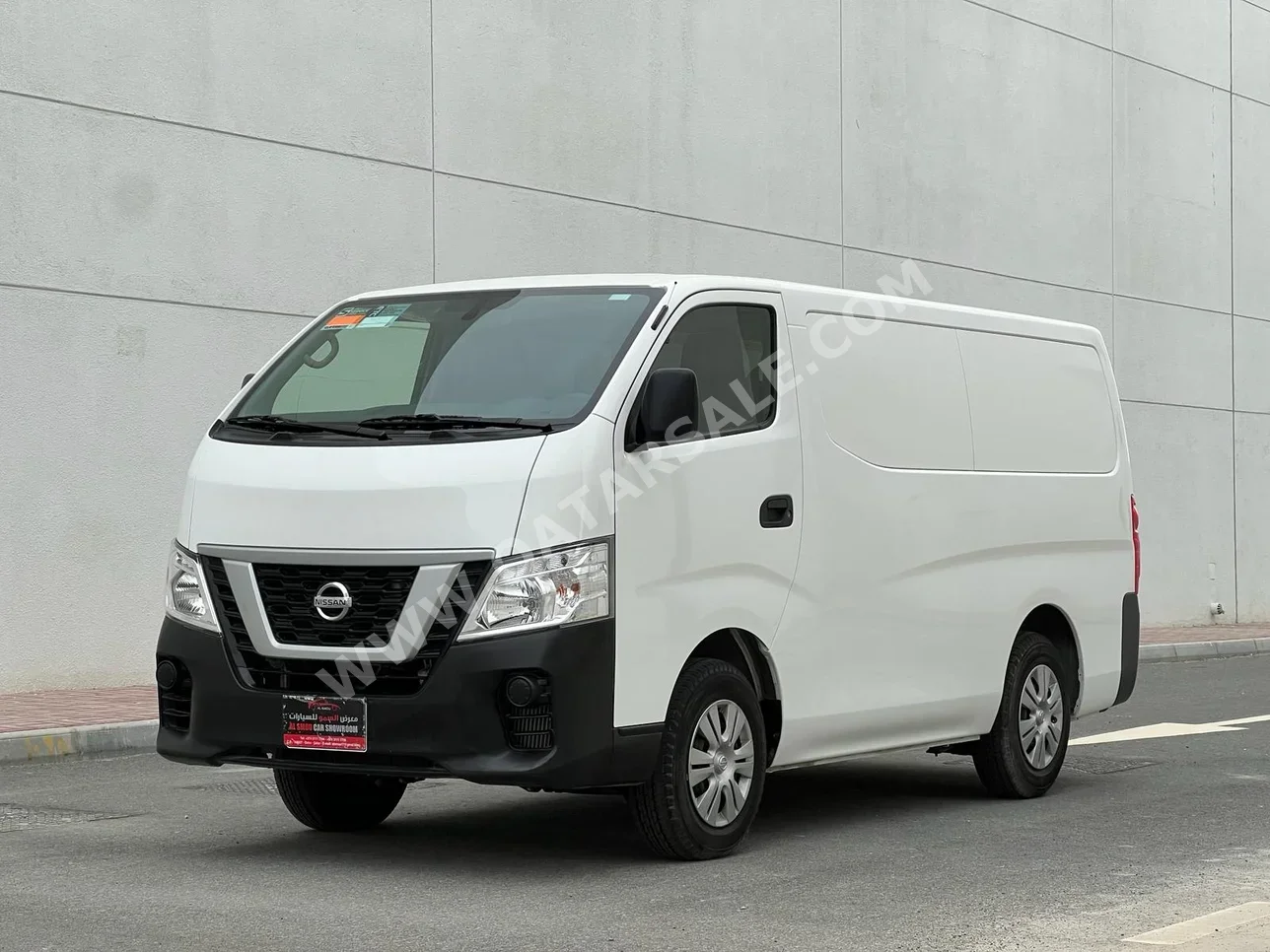 Nissan  Urvan  2022  Automatic  10,000 Km  4 Cylinder  Front Wheel Drive (FWD)  Van / Bus  White