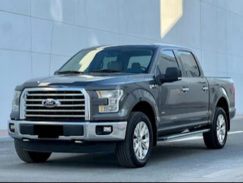 Ford  F  150  2016  Automatic  121,000 Km  6 Cylinder  Four Wheel Drive (4WD)  Pick Up  Gray