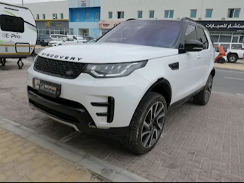 Land Rover  Discovery  2017  Automatic  118,000 Km  6 Cylinder  All Wheel Drive (AWD)  SUV  White