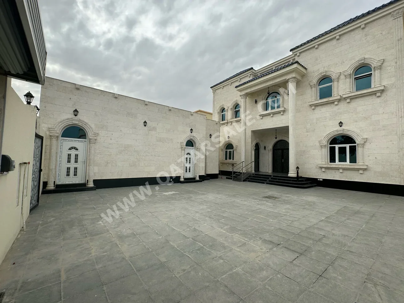 Family Residential  Not Furnished  Al Daayen  Al Sakhama  7 Bedrooms  Includes Water & Electricity
