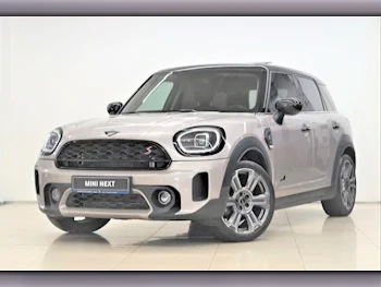 Mini  Cooper  CountryMan  S  2023  Automatic  18,200 Km  4 Cylinder  All Wheel Drive (AWD)  Hatchback  Gold  With Warranty