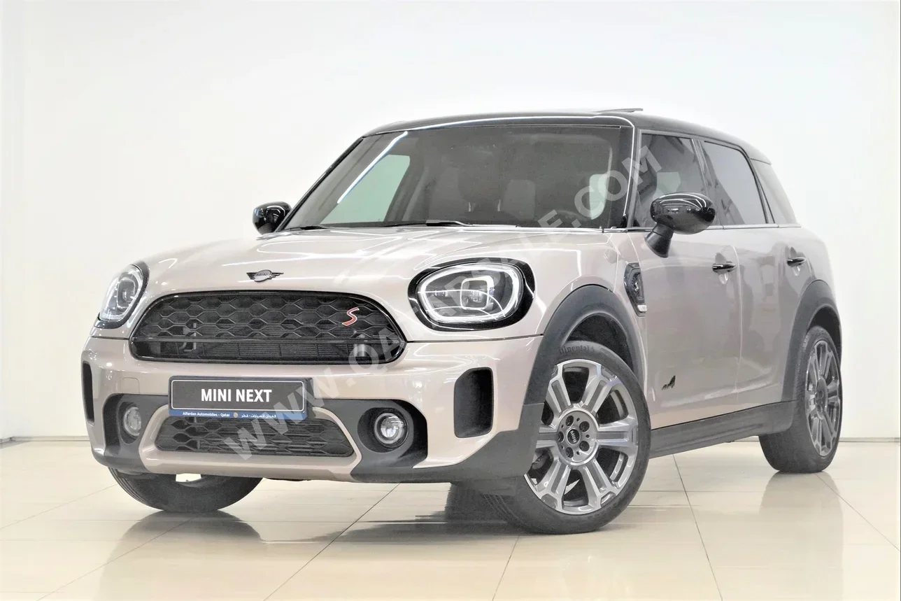 Mini  Cooper  CountryMan  S  2023  Automatic  18,200 Km  4 Cylinder  All Wheel Drive (AWD)  Hatchback  Gold  With Warranty