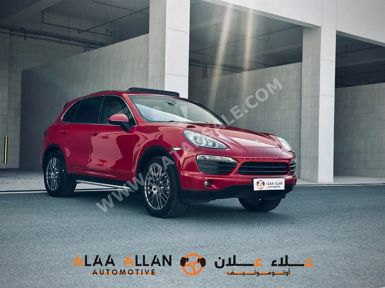 Porsche  Cayenne  S  2014  Automatic  133,000 Km  8 Cylinder  Four Wheel Drive (4WD)  SUV  Red