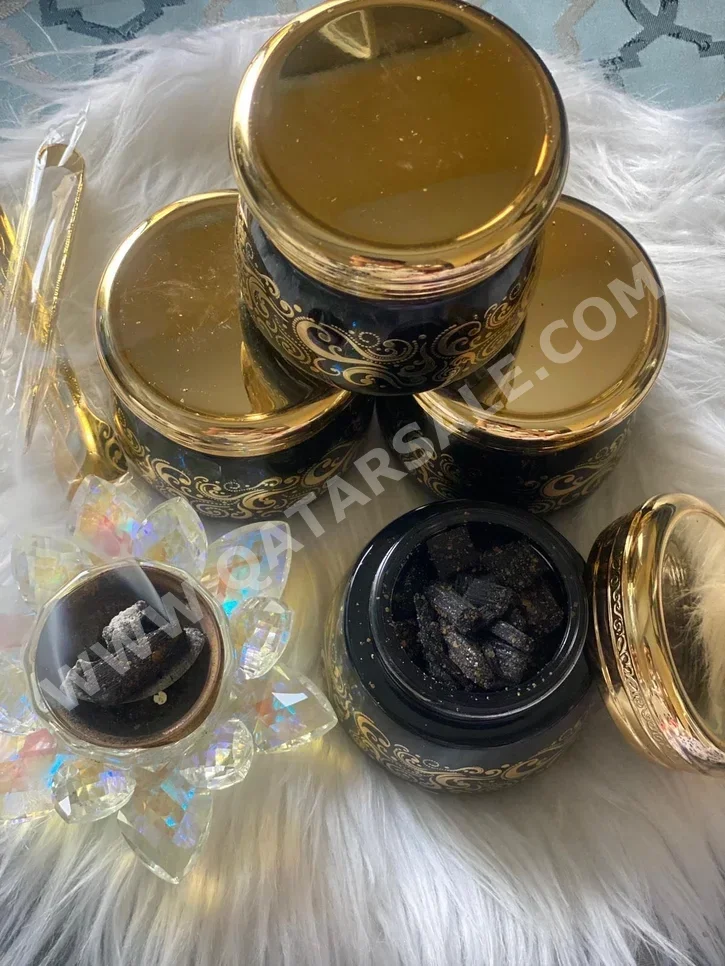 Attar, Oud & Incense Unisex  Oman  300 ml /  New