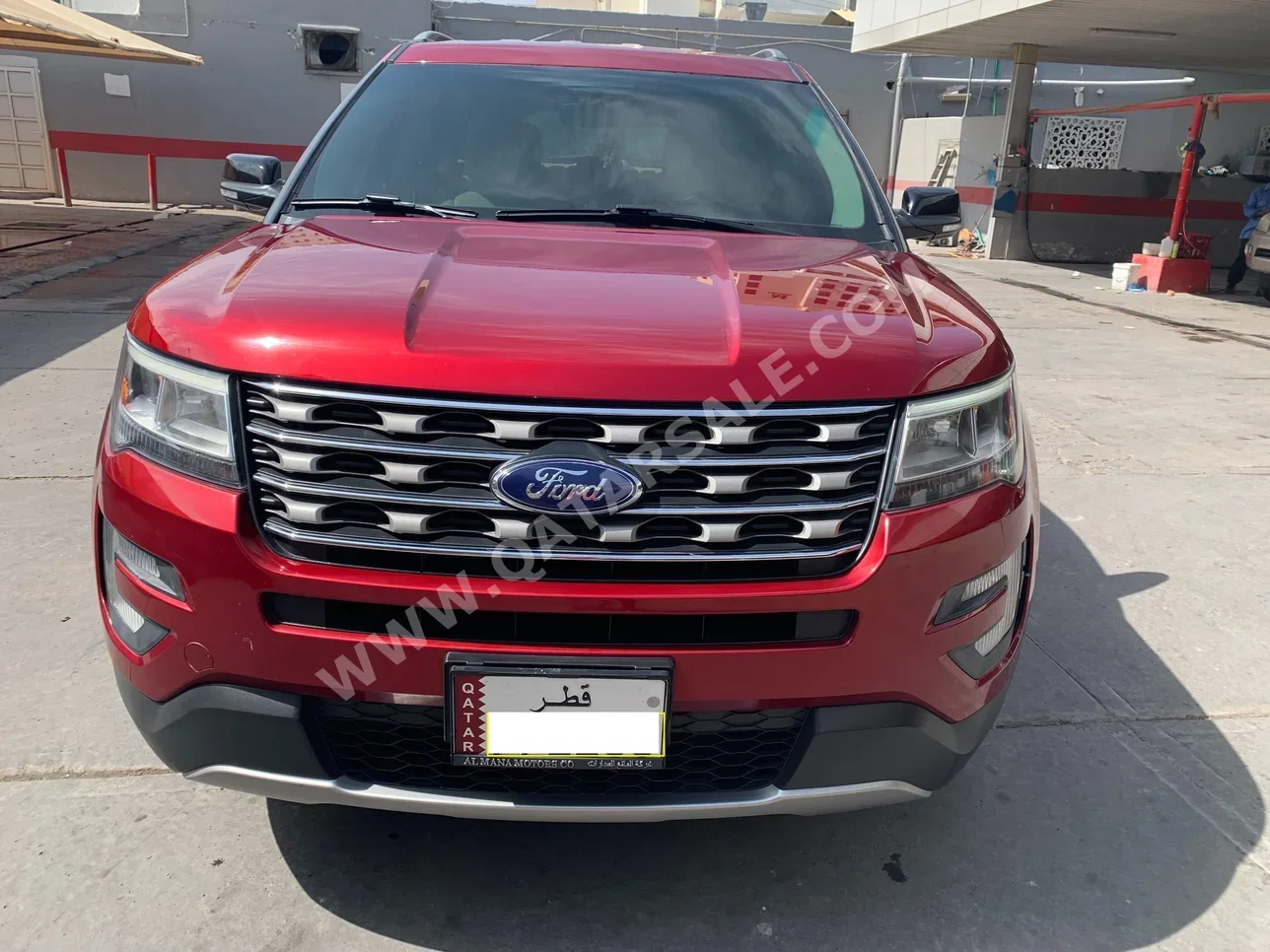 Ford  Explorer  XLT  2017  Automatic  93,000 Km  6 Cylinder  Four Wheel Drive (4WD)  SUV  Red