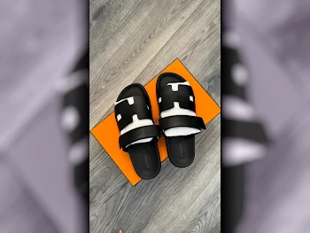 Slippers / Sandals Black Size 42  Men