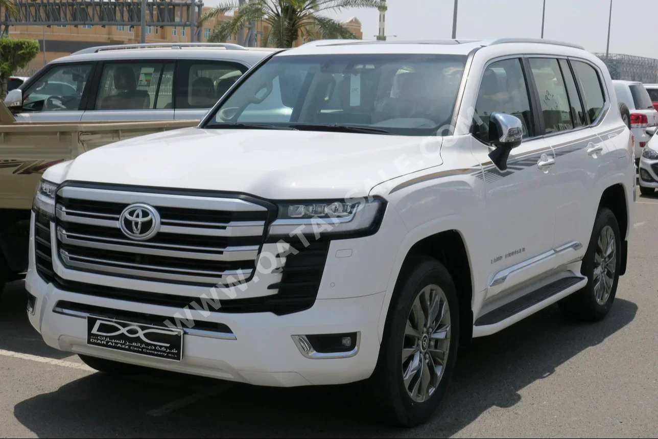 Toyota  Land Cruiser  VX Twin Turbo  2023  Automatic  0 Km  6 Cylinder  Four Wheel Drive (4WD)  SUV  White  With Warranty
