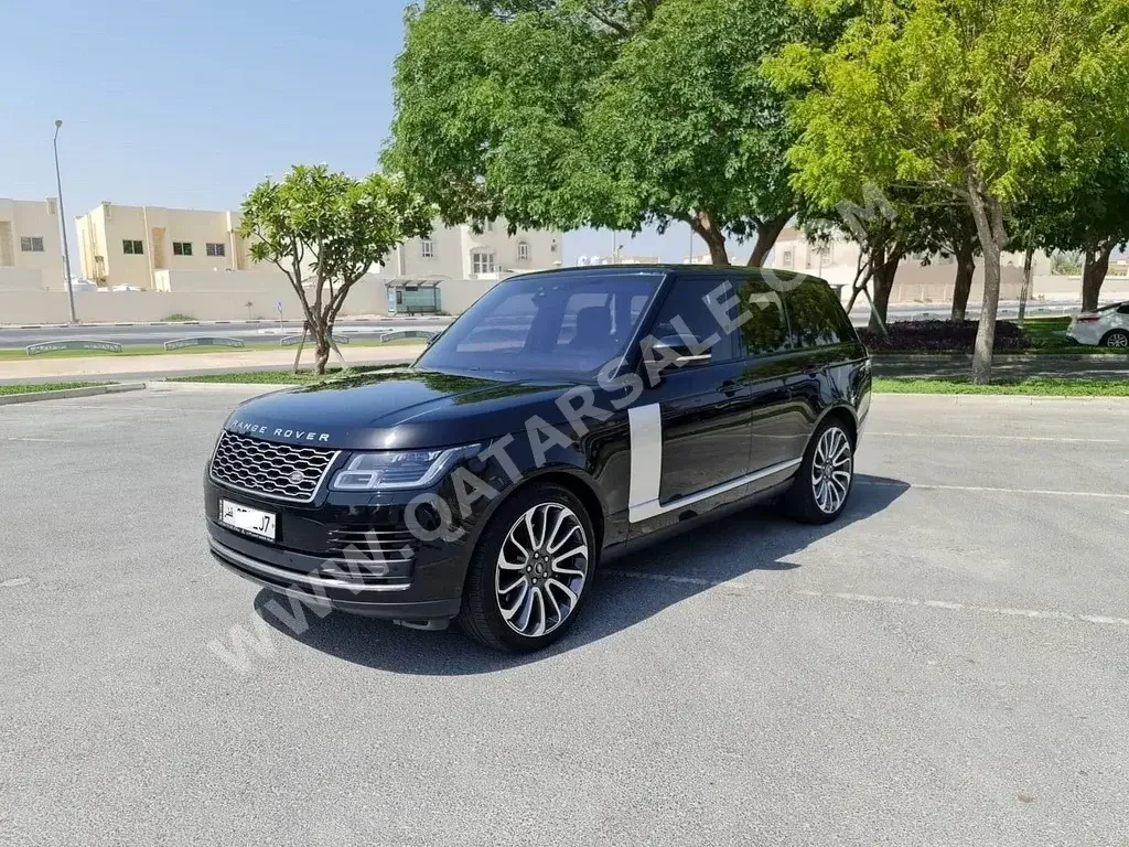 Land Rover  Range Rover Vouge  SUV 4x4  Black  2020