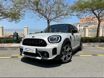 Mini  Cooper  CountryMan  S  2023  Automatic  15,000 Km  4 Cylinder  Front Wheel Drive (FWD)  Hatchback  Silver  With Warranty