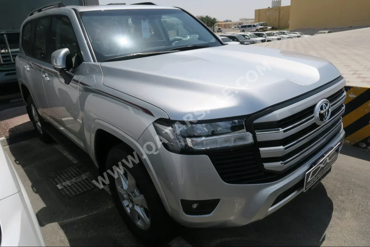 Toyota  Land Cruiser  GXR  2024  Automatic  0 Km  6 Cylinder  Four Wheel Drive (4WD)  SUV  Silver  With Warranty