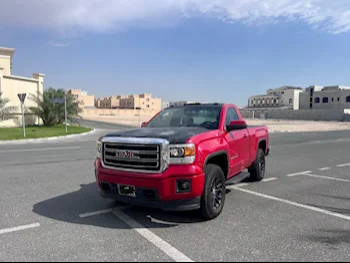 GMC  Sierra  1500  2014  Automatic  216,000 Km  8 Cylinder  Four Wheel Drive (4WD)  Pick Up  Red