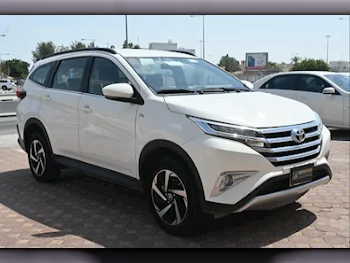 Toyota  Rush  2021  Automatic  39,000 Km  4 Cylinder  Four Wheel Drive (4WD)  SUV  White