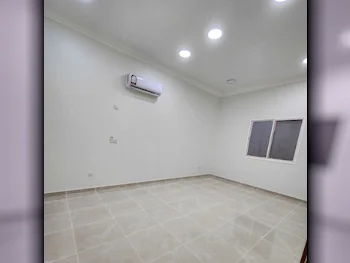 3 Bedrooms  Apartment  For Rent  in Umm Salal -  Umm Ebairiya  Semi Furnished