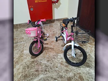 دراجة اطفال  زهري