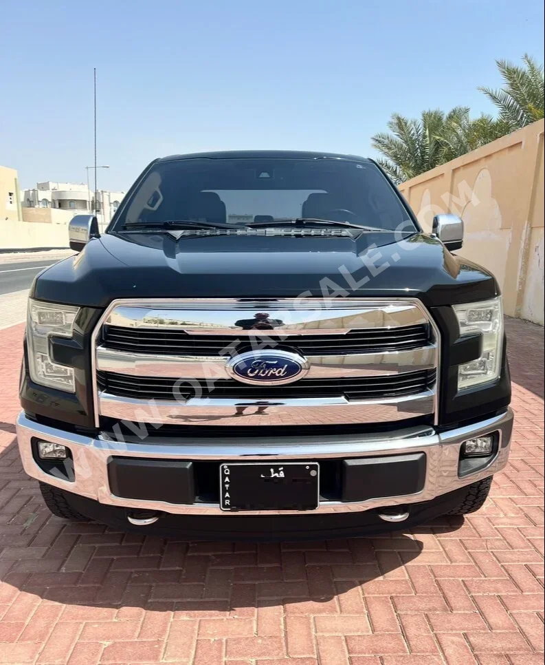 Ford  F  150 LARIAT  2016  Automatic  131,000 Km  6 Cylinder  Four Wheel Drive (4WD)  Pick Up  Black
