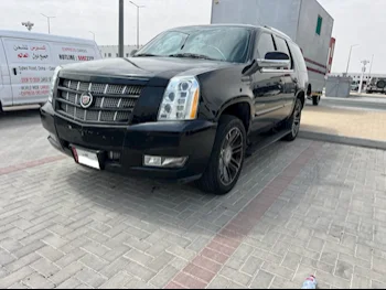 Cadillac  Escalade  EXT  2013  Automatic  173,000 Km  8 Cylinder  Four Wheel Drive (4WD)  Pick Up  Black