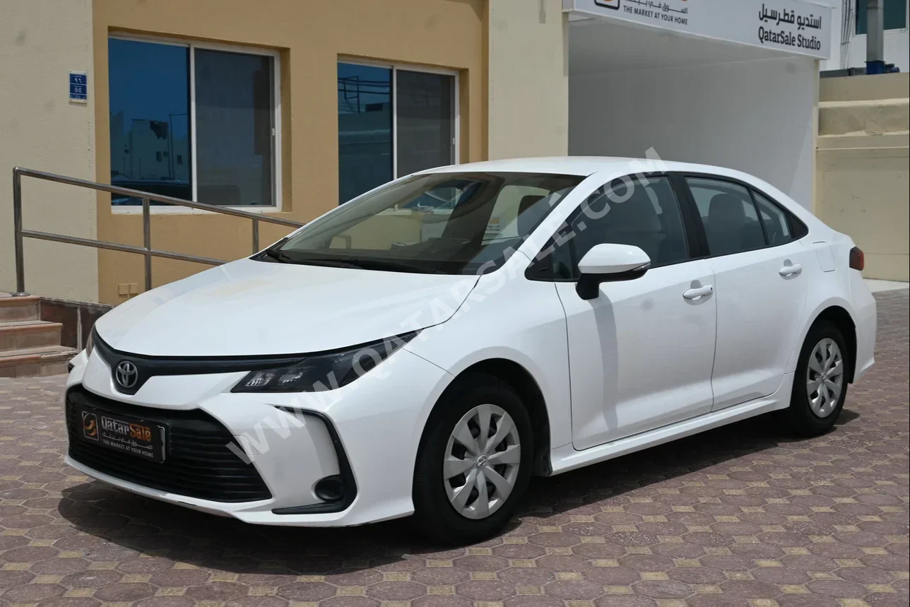 Toyota  Corolla  2020  Automatic  35,000 Km  4 Cylinder  Front Wheel Drive (FWD)  Sedan  White  With Warranty