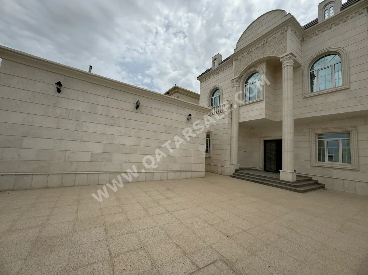 Family Residential  Not Furnished  Al Daayen  Al Sakhama  6 Bedrooms