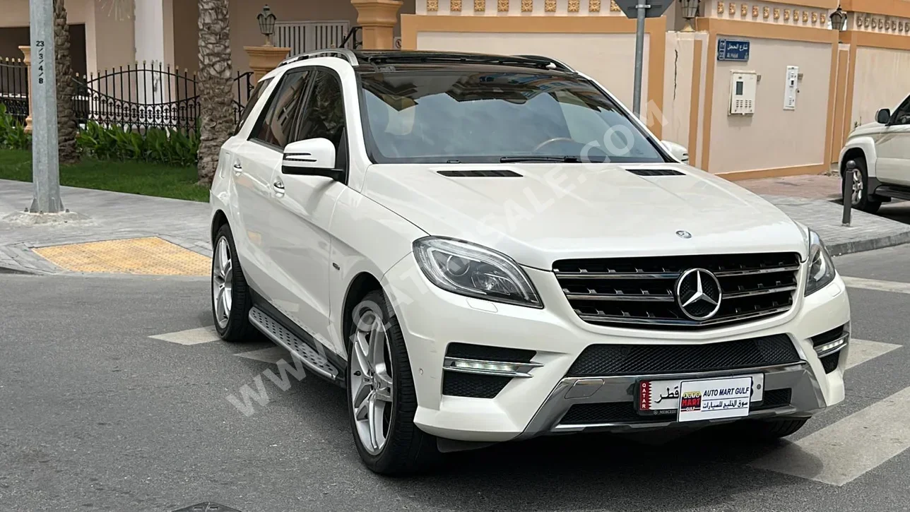 Mercedes-Benz  ML  350  2013  Automatic  83,000 Km  6 Cylinder  Four Wheel Drive (4WD)  SUV  White