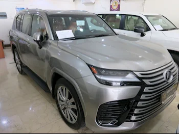  Lexus  LX  600 VIP  2023  Automatic  0 Km  6 Cylinder  Four Wheel Drive (4WD)  SUV  Silver  With Warranty
