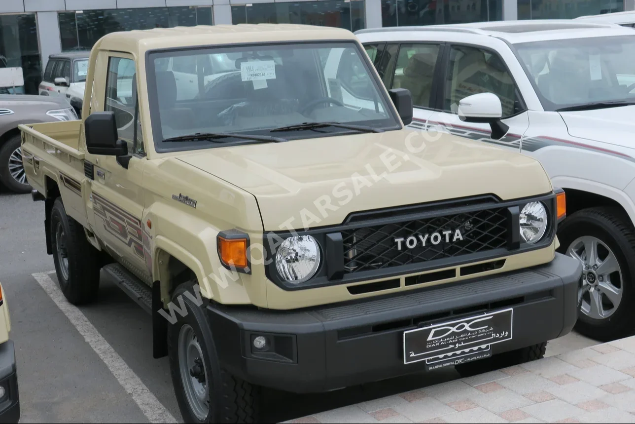 Toyota  Land Cruiser  LX  2024  Automatic  0 Km  6 Cylinder  Four Wheel Drive (4WD)  Pick Up  Beige  With Warranty