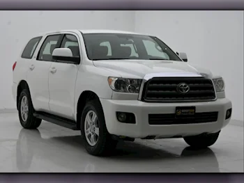 Toyota  Sequoia  2015  Automatic  190,000 Km  8 Cylinder  Four Wheel Drive (4WD)  SUV  White