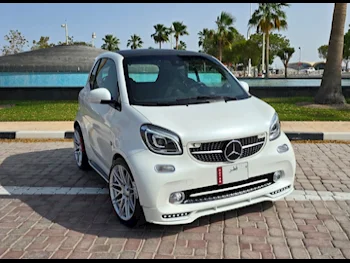 Smart  ForTwo  2016  Automatic  86,000 Km  3 Cylinder  Front Wheel Drive (FWD)  Hatchback  White
