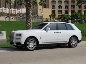 Rolls-Royce  Cullinan  2023  Automatic  3,000 Km  12 Cylinder  Four Wheel Drive (4WD)  SUV  White  With Warranty