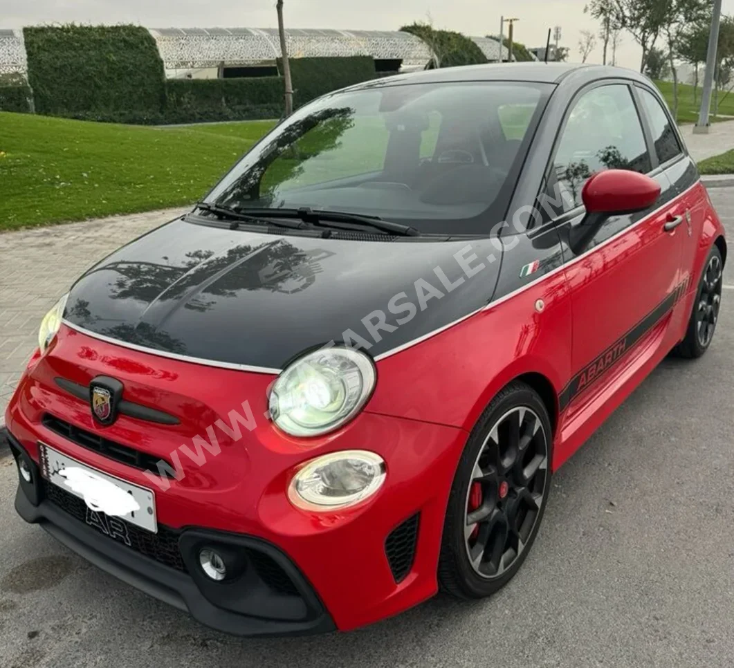 Fiat  595  Abarth  2020  Automatic  81,000 Km  4 Cylinder  Front Wheel Drive (FWD)  Hatchback  Red