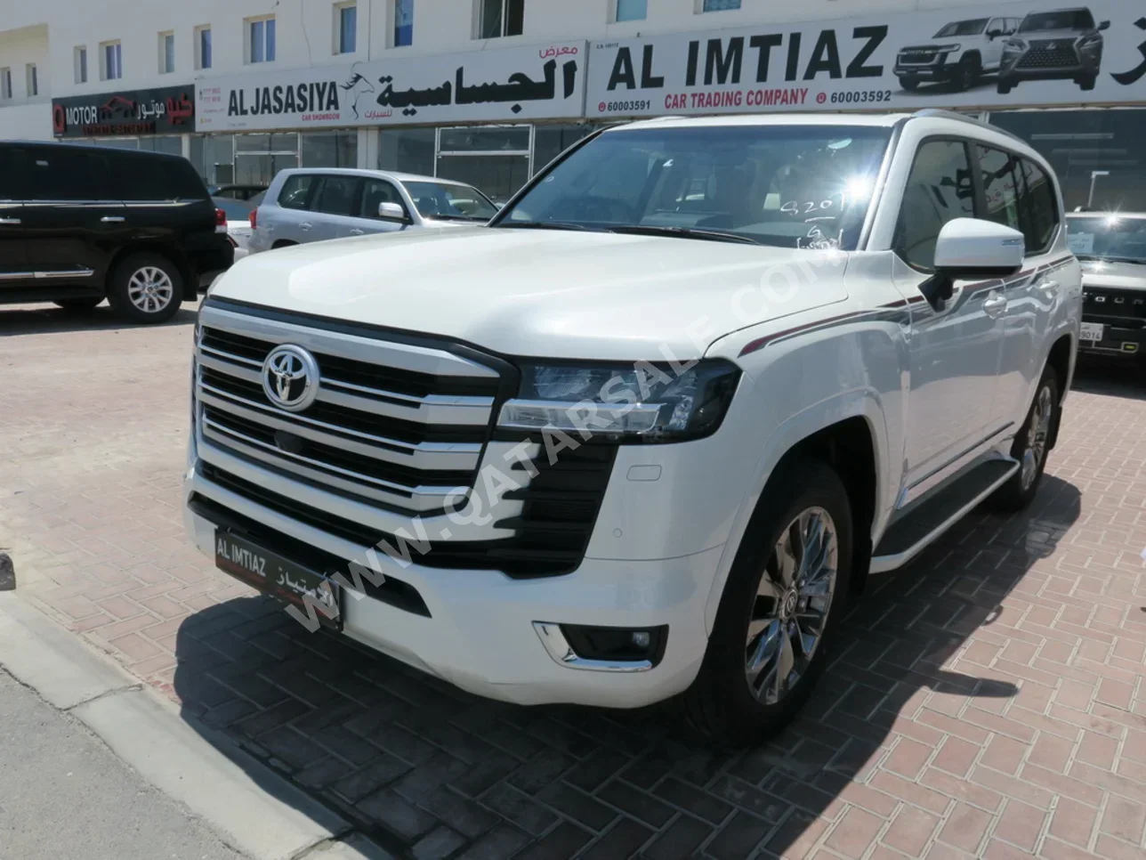 Toyota  Land Cruiser  GXR Twin Turbo  2024  Automatic  4,000 Km  6 Cylinder  Four Wheel Drive (4WD)  SUV  White  With Warranty