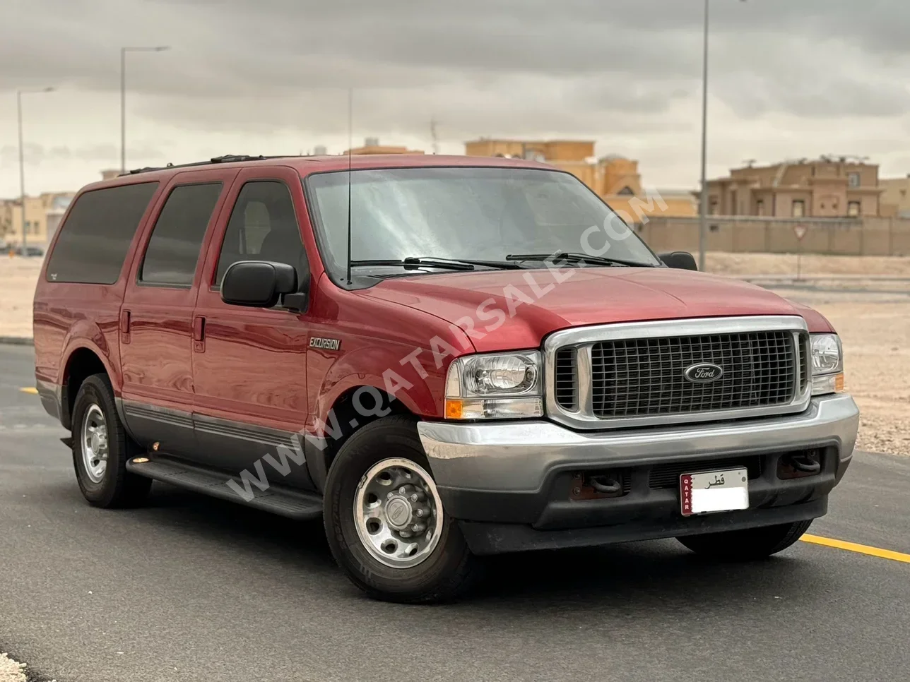 Ford  Excursion  2001  Automatic  195,000 Km  10 Cylinder  Four Wheel Drive (4WD)  Pick Up  Red