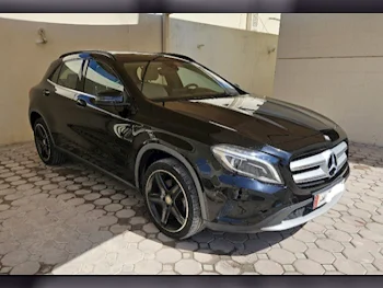 Mercedes-Benz  GLA  250  2017  Automatic  73,000 Km  4 Cylinder  Four Wheel Drive (4WD)  SUV  Black