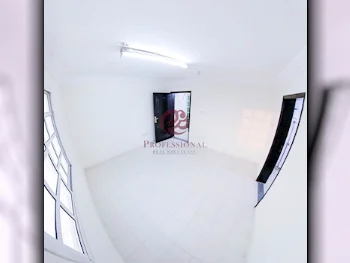 1 غرف نوم  شقة فوق سطح  للايجار  في الدوحة -  الدحيل  غير مفروشة