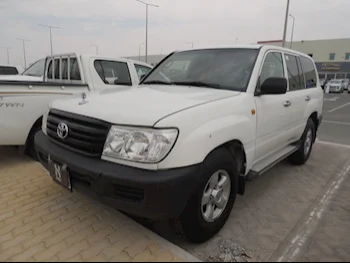Toyota  Land Cruiser  G  2006  Automatic  366,000 Km  6 Cylinder  Four Wheel Drive (4WD)  SUV  White