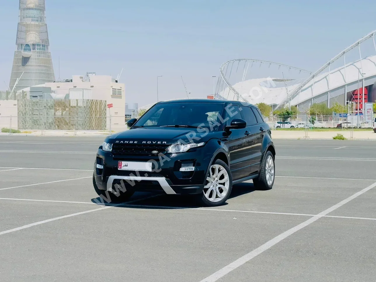 Land Rover  Evoque  Dynamic  2015  Automatic  85,000 Km  4 Cylinder  Four Wheel Drive (4WD)  SUV  Black