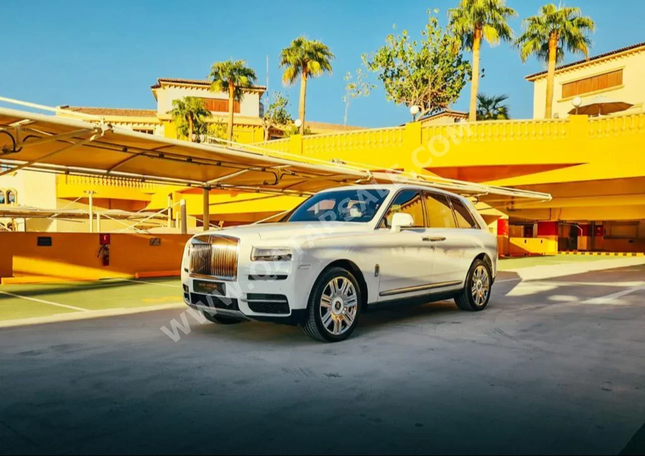 Rolls-Royce  Cullinan  2019  Automatic  41,000 Km  12 Cylinder  Four Wheel Drive (4WD)  SUV  White