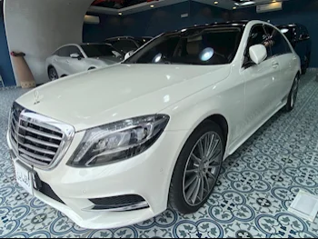 Mercedes-Benz  S-Class  500  2015  Automatic  90,000 Km  8 Cylinder  Rear Wheel Drive (RWD)  Sedan  White