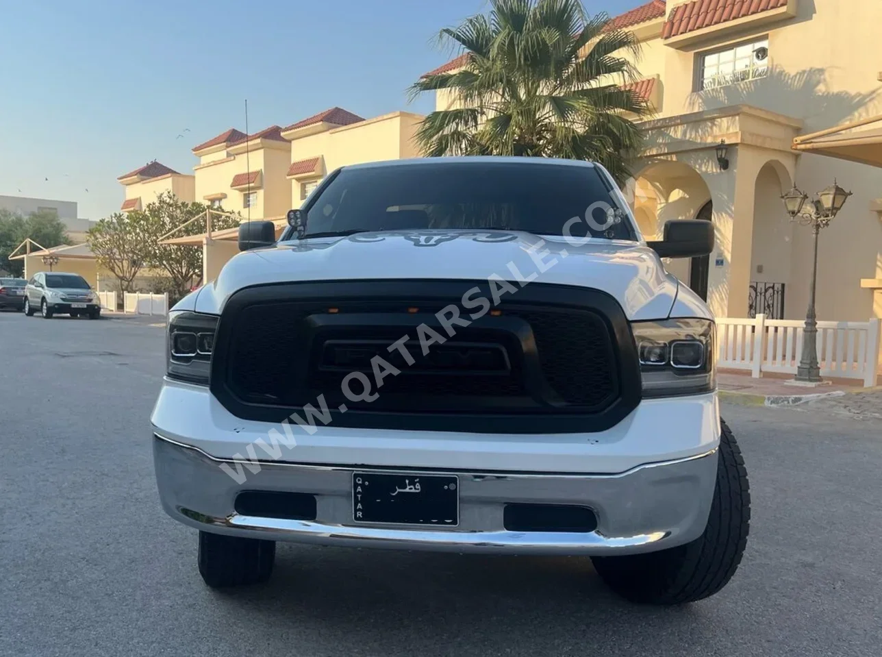 Dodge  Ram  1500 Classic  2019  Automatic  105,000 Km  8 Cylinder  Four Wheel Drive (4WD)  Pick Up  White